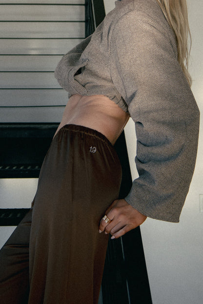 THE SATIN STRAIGHT LEG PANT IN MOCHA
