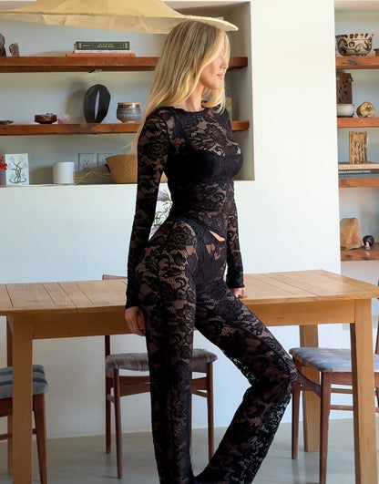 LARSON LACE TOP IN BLACK